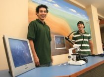 Picture of students in a plankton exhibit